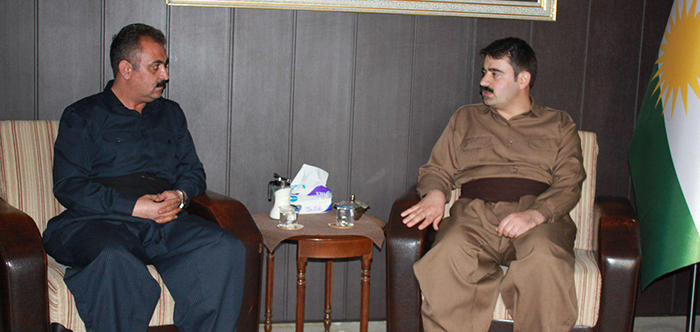 وەفدێکی ڕێکخراوی لاوانی پێشڕەو سەردانی یەکێتی لاوانی دێموکڕاتی کوردستانی ئێرانیان کرد وەفدێکی ڕێکخراوی لاوانی پێشڕەو سەردانی یەکێتی لاوانی دێموکڕاتی کوردستانی ئێرانیان کرد