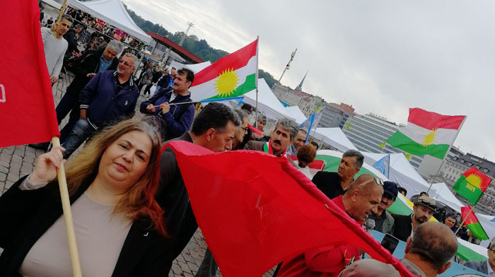بەرێوەچوونی خۆپێشاندان بە بۆنەی چلەمین ساڵڤەگەری فەرمانی جەهادی خومەینی دژی نەتەوەی کورد و هاتنی زەریف بۆ فینلاند بەرێوەچوونی خۆپێشاندان بە بۆنەی چلەمین ساڵڤەگەری فەرمانی جەهادی خومەینی دژی نەتەوەی کورد و هاتنی زەریف بۆ فینلاند